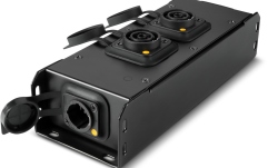 Priză de alimentare IP65 In | 3 x ieșire IP65 Adam Hall PRO PORT 2TT